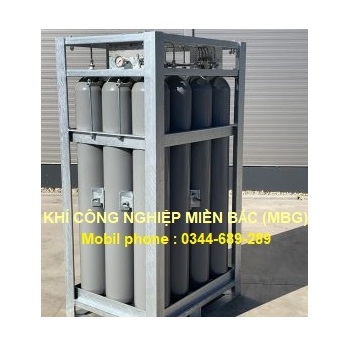 Khí Oxy công nghiệp 2.6 pallet nhóm chai 9x40L